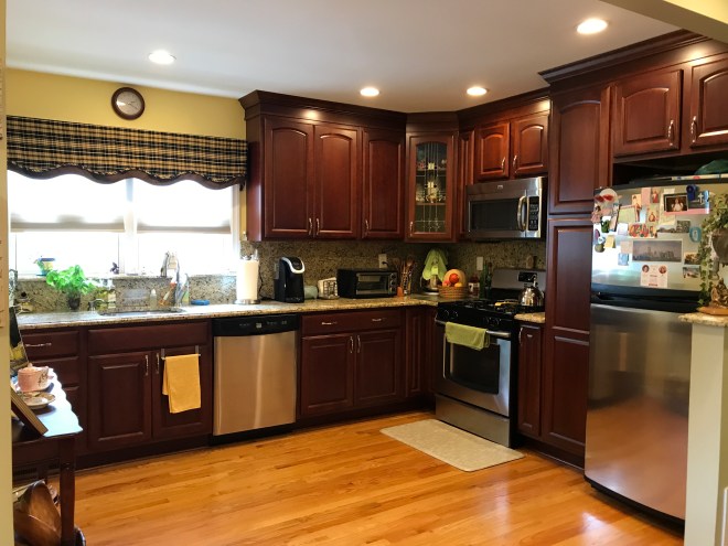 Cherrywood kitchen in Great Kills home for sale